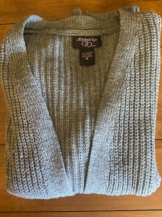 Hooked Up by IOT Sweaters - Women's Gray Knit Sweater Medium